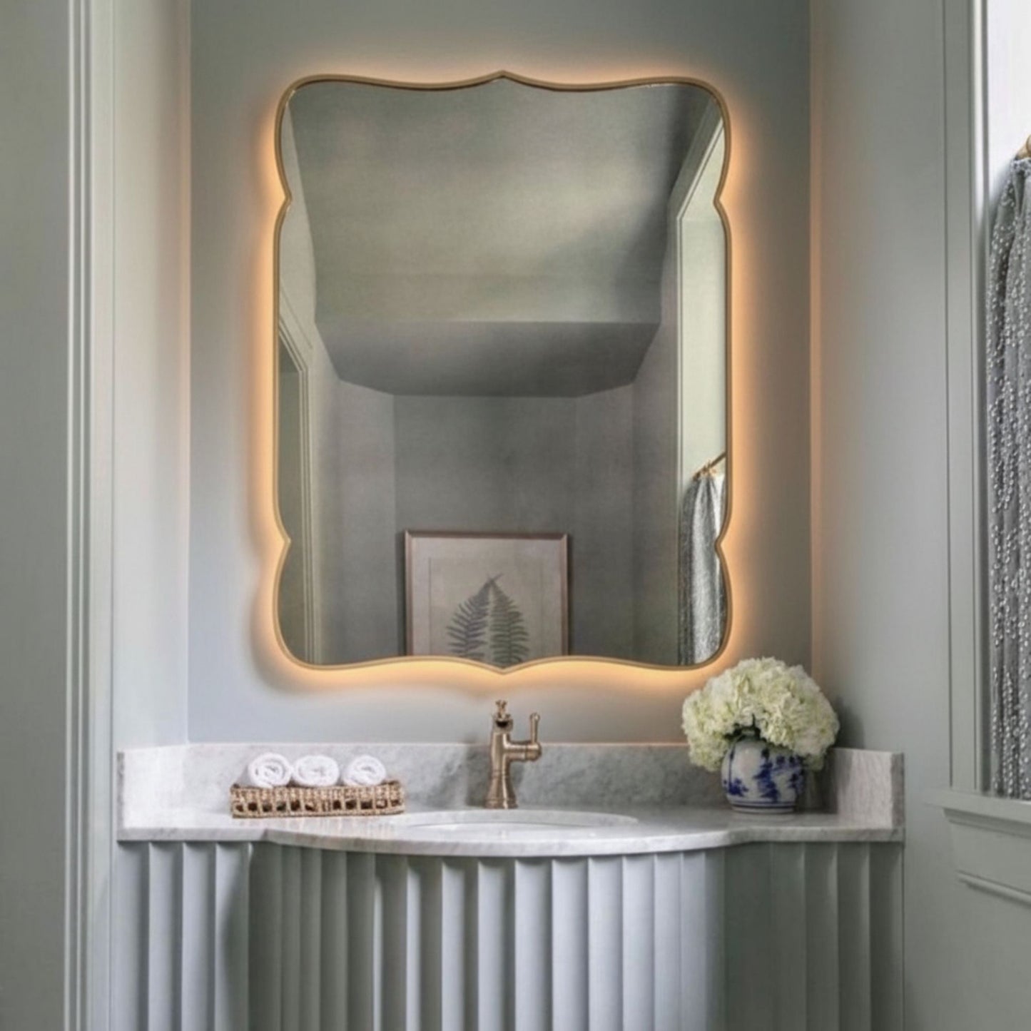 Lapseki Asymmetrical Mirror