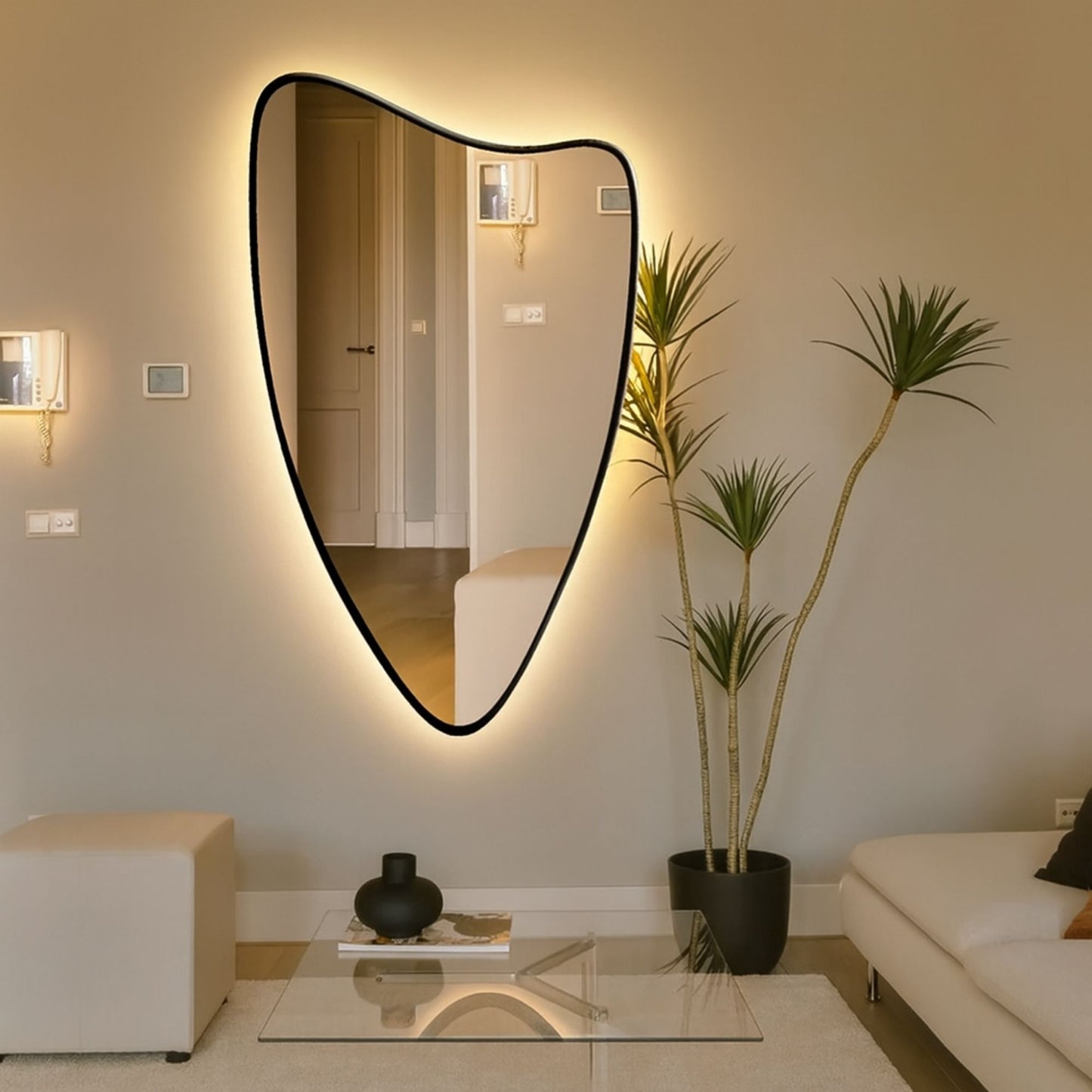 Vogue Irregular Mirror