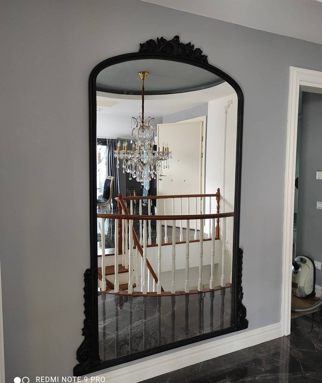 Ornate Saltanat Full-Length Mirror