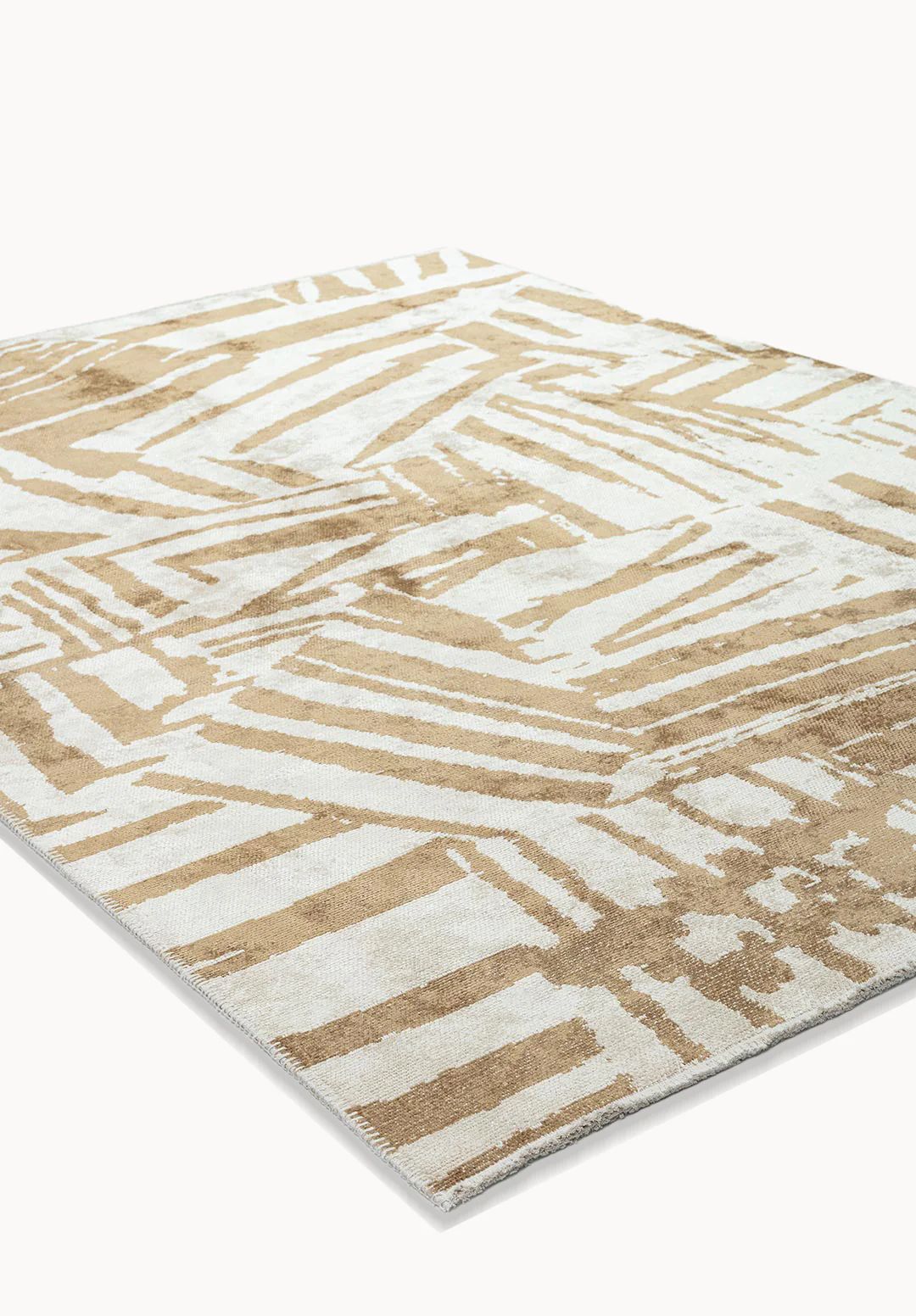 Earth-tone Ornate Rug