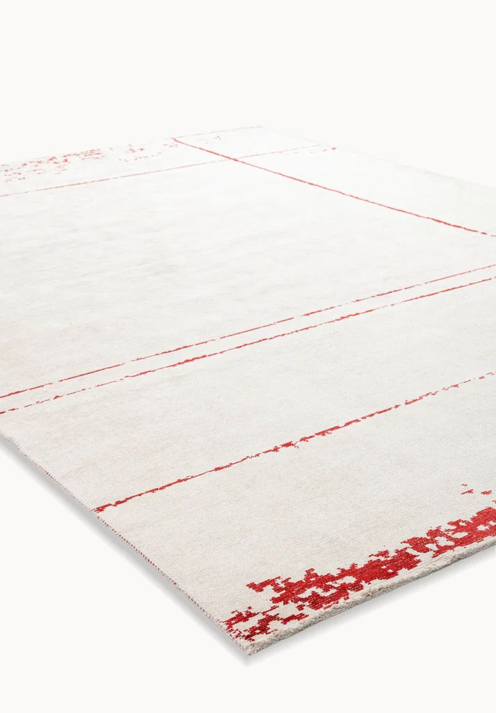 Crimson Patterned Cream Rug