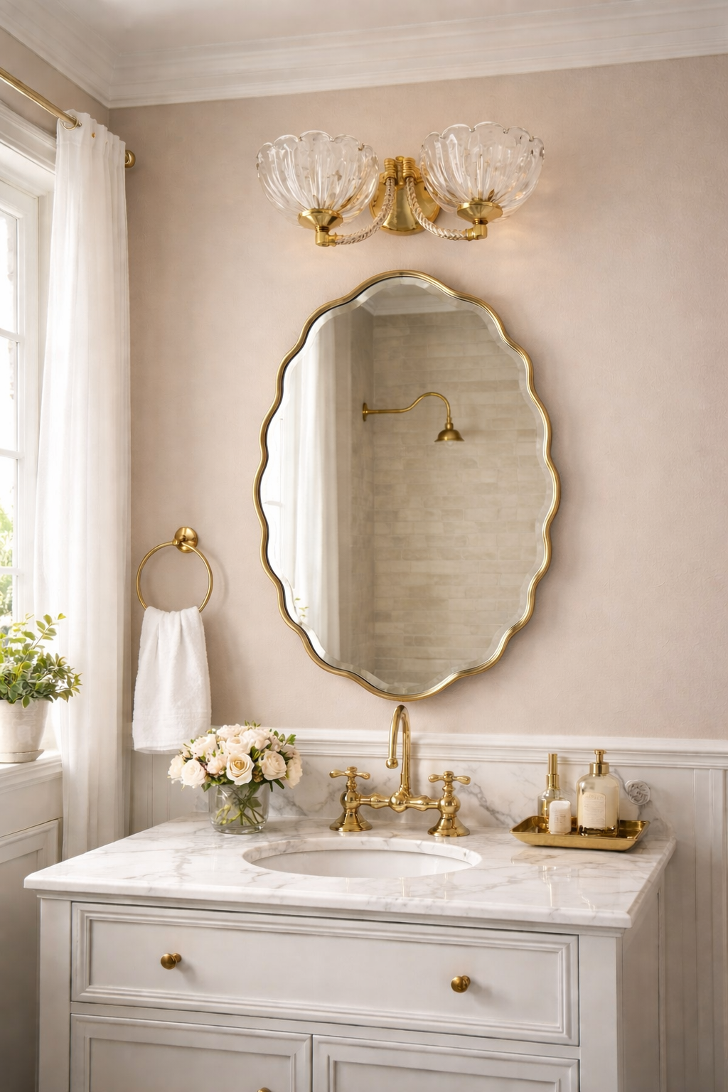 Flower ırregular  Mirror - Unique Wavy Wall Mirror